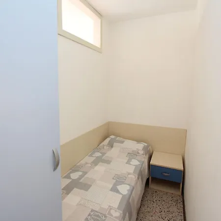 Cozy Near The דירה