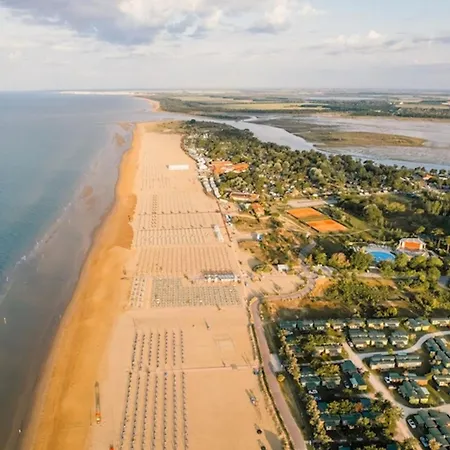 Cozy Near The * Bibione